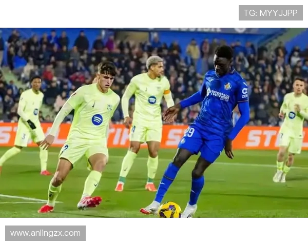 赫塔费闪电反击奏效 里索劲射破门助球队在西甲比赛中率先得分 赫塔费闪电反击奏效 里索劲射破门助球队在西甲比赛中率先得分