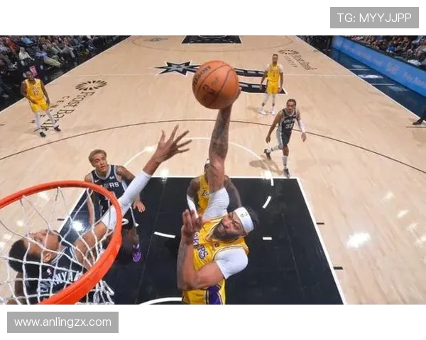 文班亚马场均36次盖帽超越湖人国王篮网鹈鹕全队总和